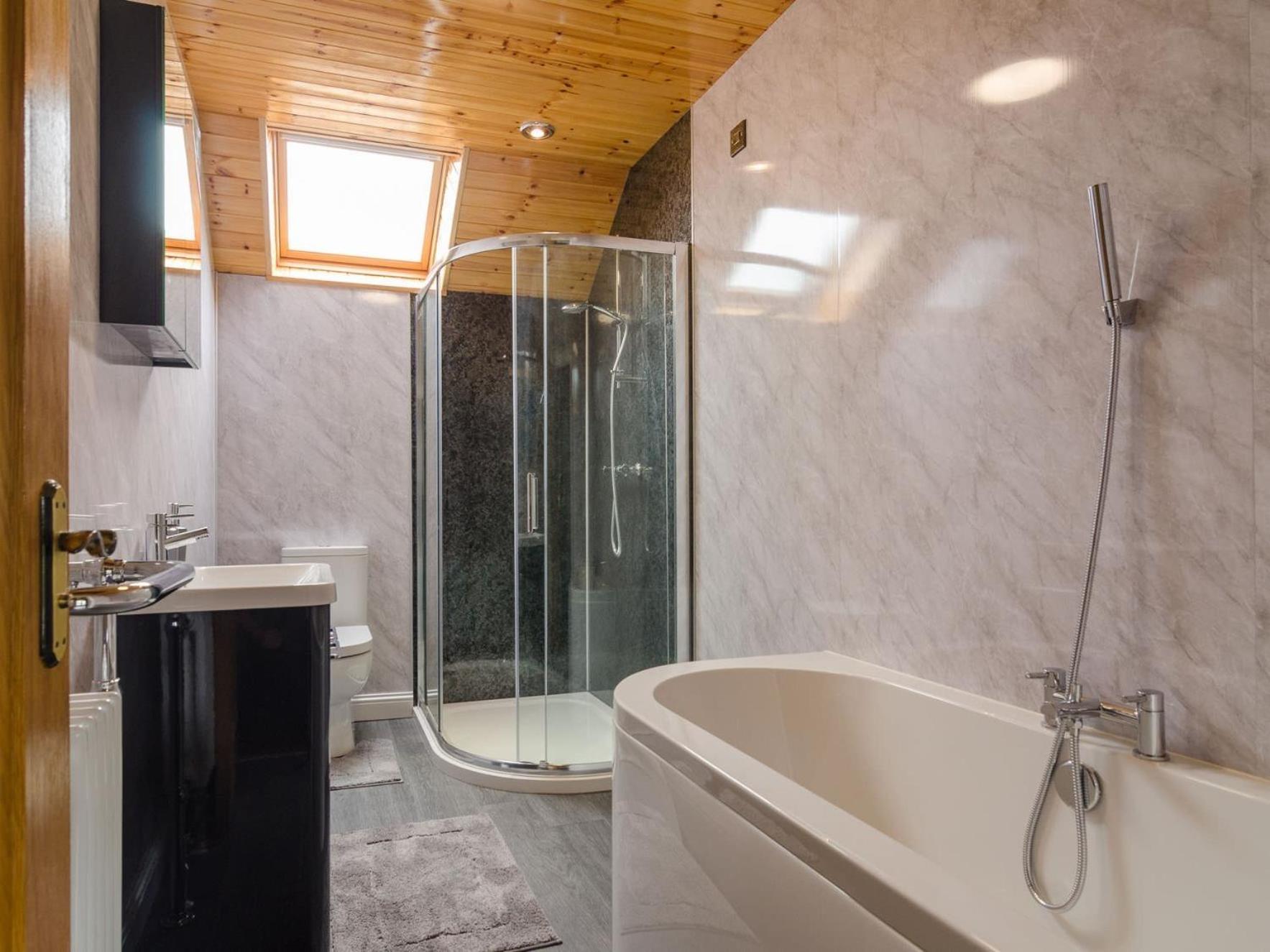 Avoca Lodge Лисбърн Екстериор снимка
