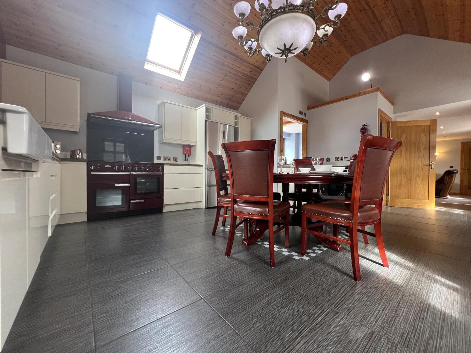Avoca Lodge Лисбърн Екстериор снимка